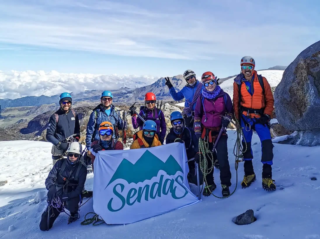 CUMBRE AL NEVADO SANTA ISABEL Y TERMALES