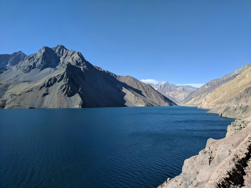Cajón del Maipo: Magia Alpina y Relajación en Termales