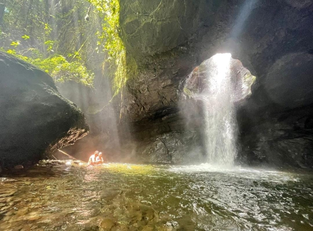CUEVA DEL ESPLENDOR